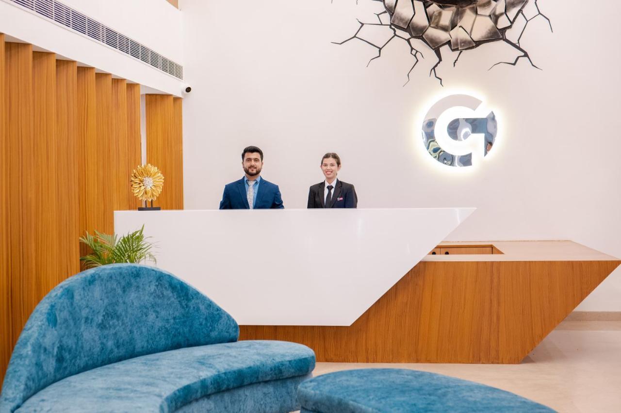 Clubway Grand A Boutique Hotel Джорхат Экстерьер фото