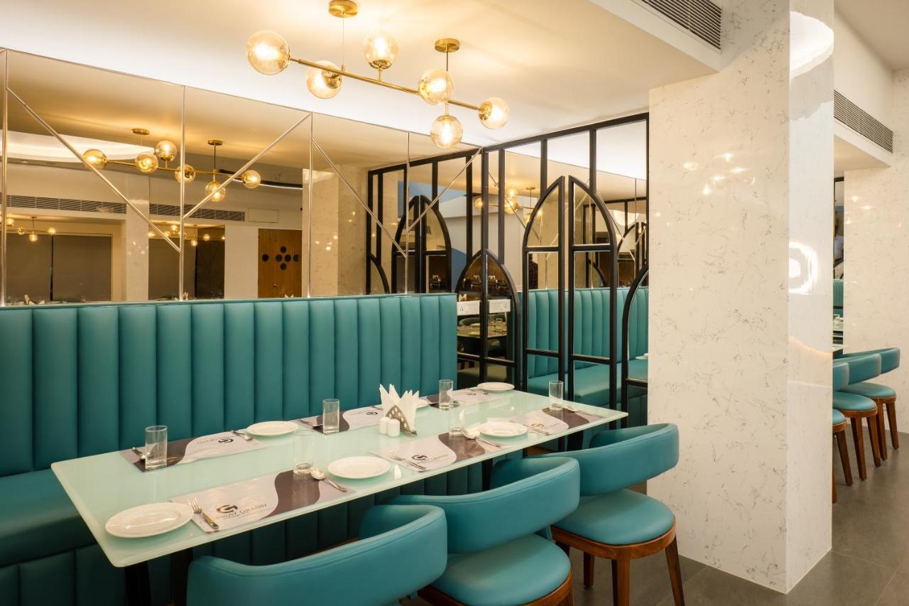 Clubway Grand A Boutique Hotel Джорхат Экстерьер фото